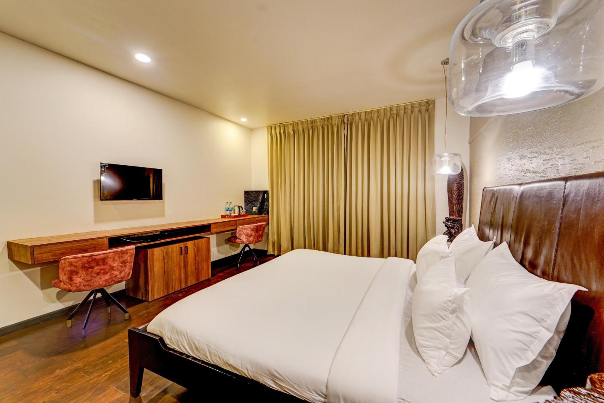 Palette - The Slate Hotel Nungambakkam Chennai Esterno foto